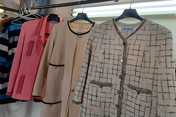 Limpieza trajes de alta costura y diseñador de moda
